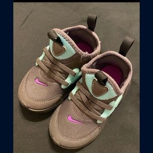 Toddler Nike presto